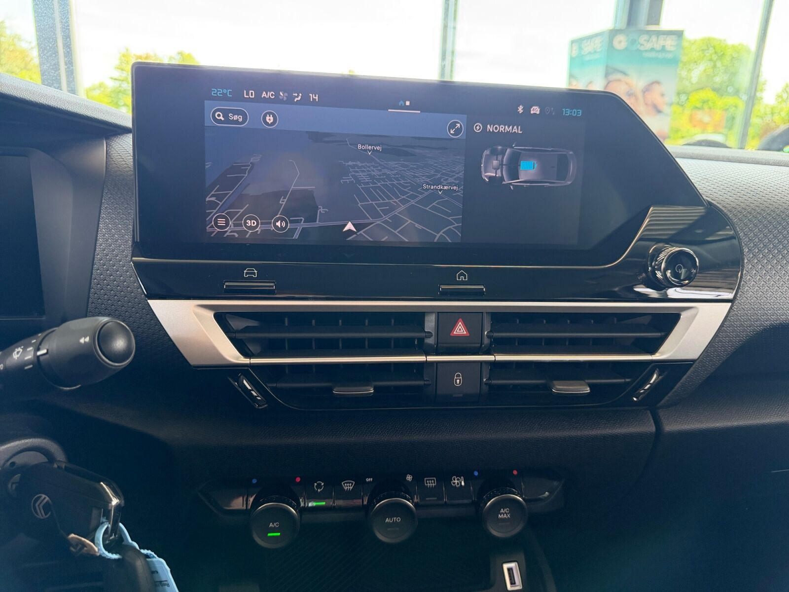 Blå Citroën ë-C4 fra 2024