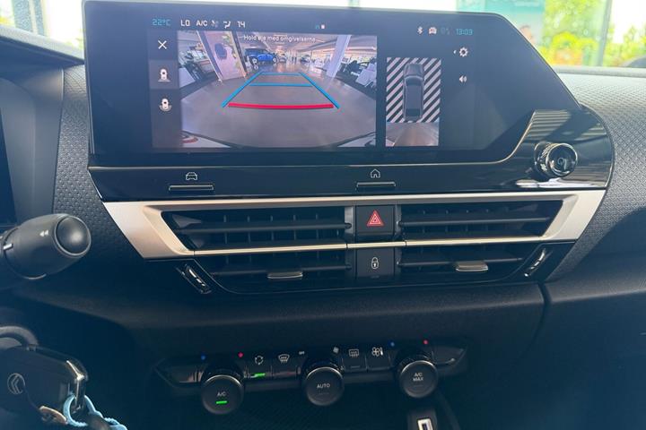 Blå Citroën ë-C4 fra 2024