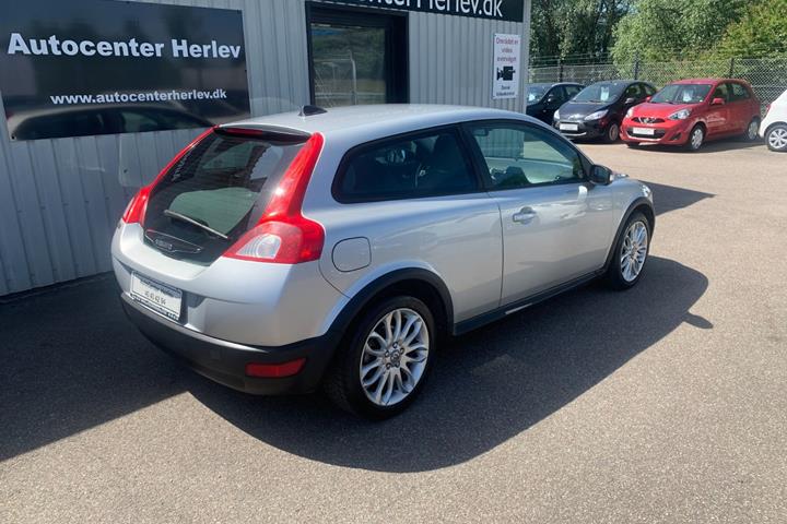 Sølv Volvo C30 fra 2007