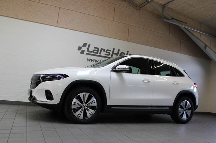 Hvid Mercedes EQA250+ fra 2025