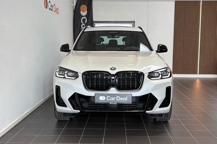 Hvid BMW iX3 fra 2023