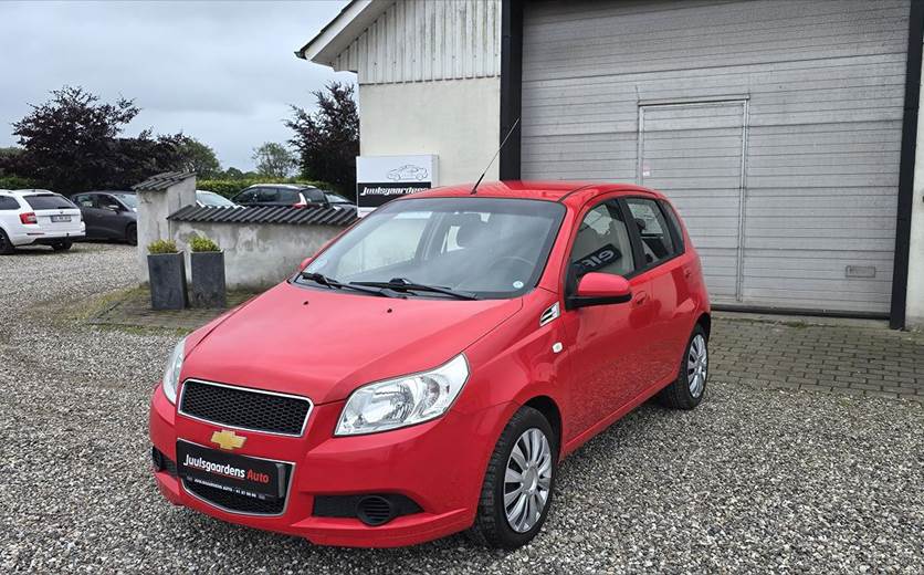 Chevrolet Aveo 5D