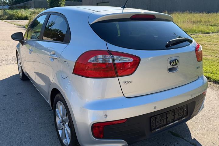 undefined Kia Rio fra 2016