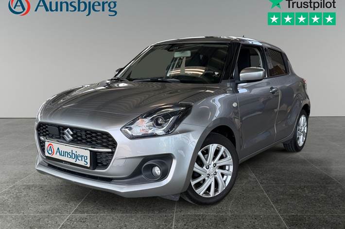 Sølv Suzuki Swift fra 2023