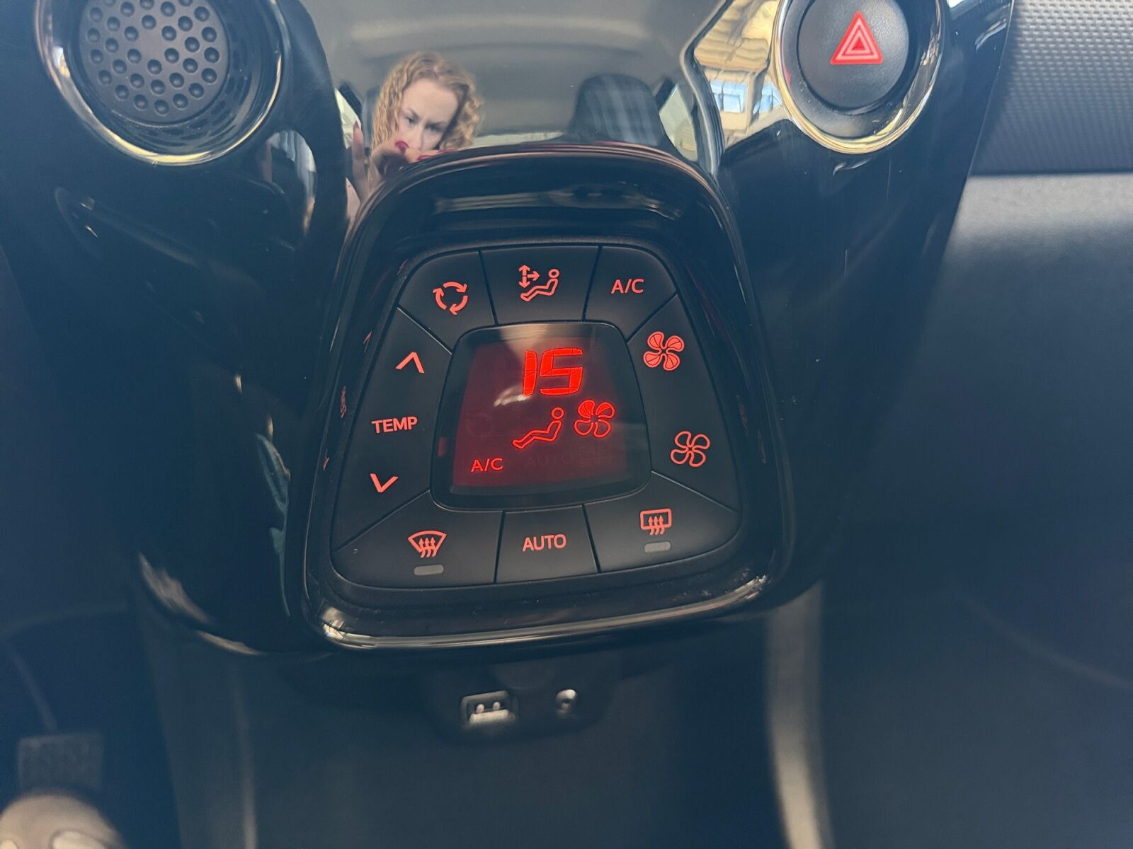 Sort Peugeot 108 fra 2019