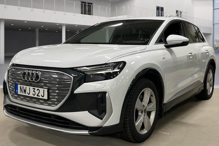 Hvid Audi Q4 e-tron fra 2023
