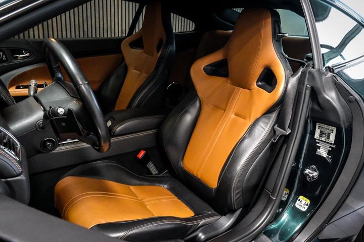 Grøn Jaguar XKR-S fra 2012 set indefra