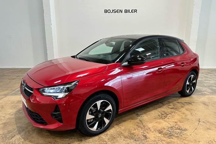 Rød Opel Corsa-e fra 2023