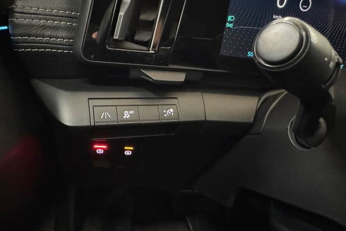Hvid Renault Megane E-Tech fra 2022