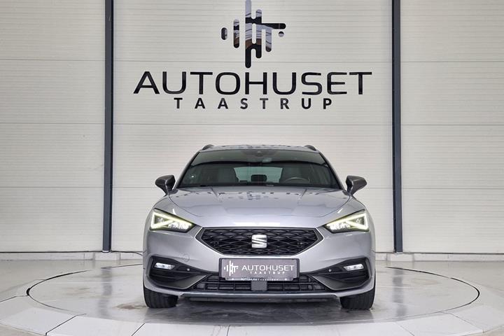 Sølv Seat Leon fra 2022