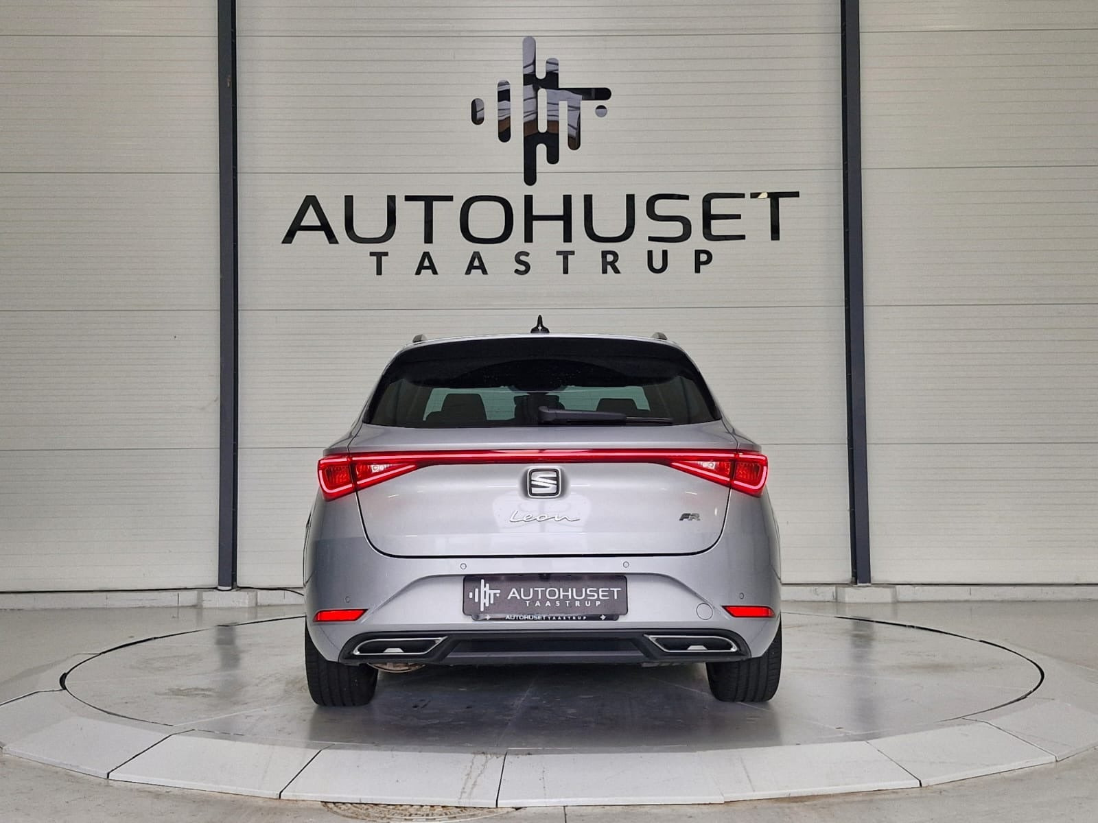Sølv Seat Leon fra 2022
