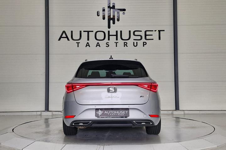 Sølv Seat Leon fra 2022