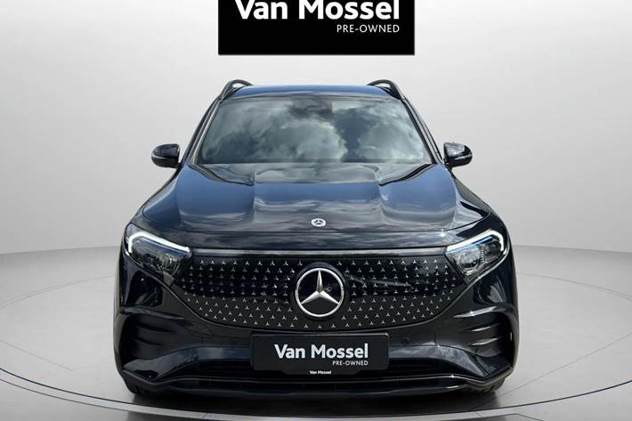 Sort Mercedes EQB250+ fra 2025