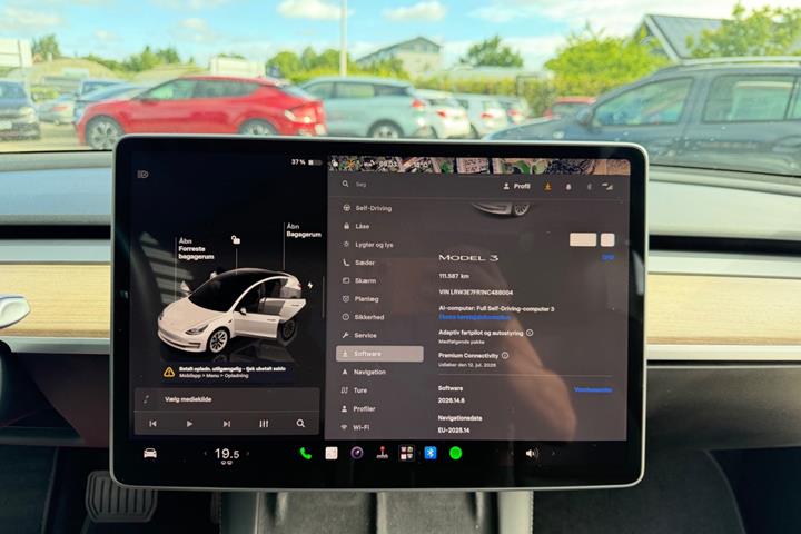 undefined Tesla Model 3 fra 2022
