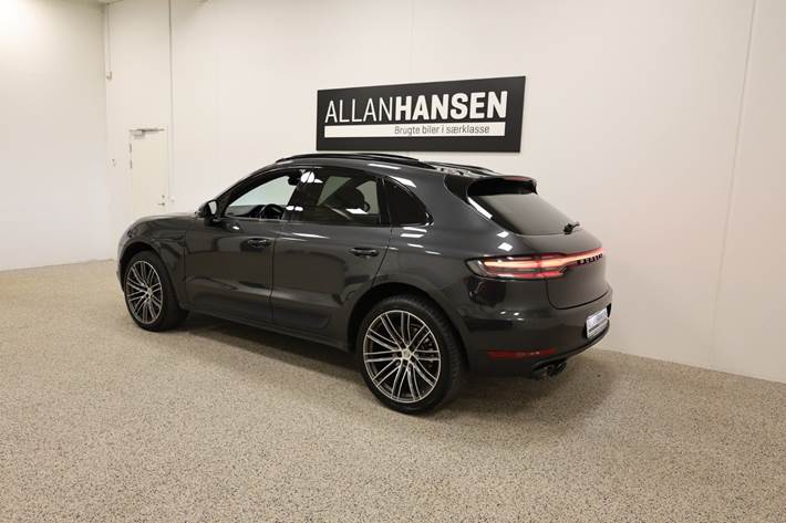 Grå Porsche Macan S fra 2019
