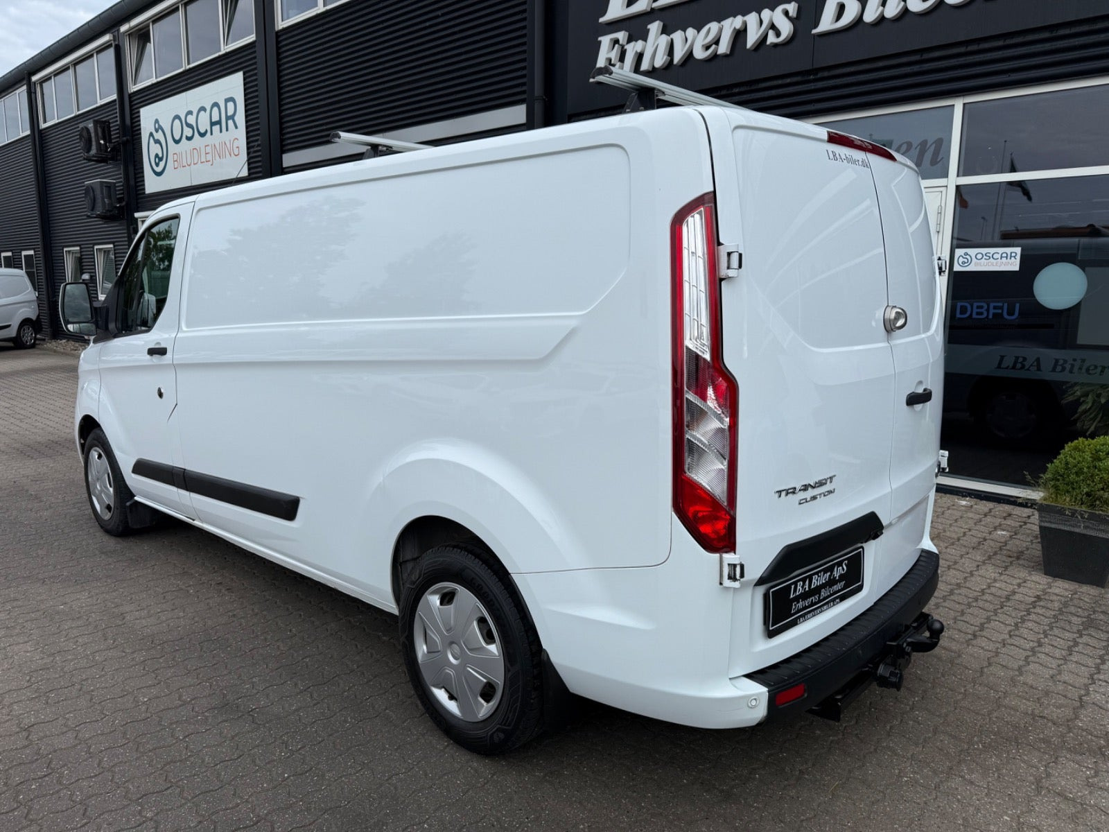 Hvid Ford Transit Custom 300 L2 fra 2022
