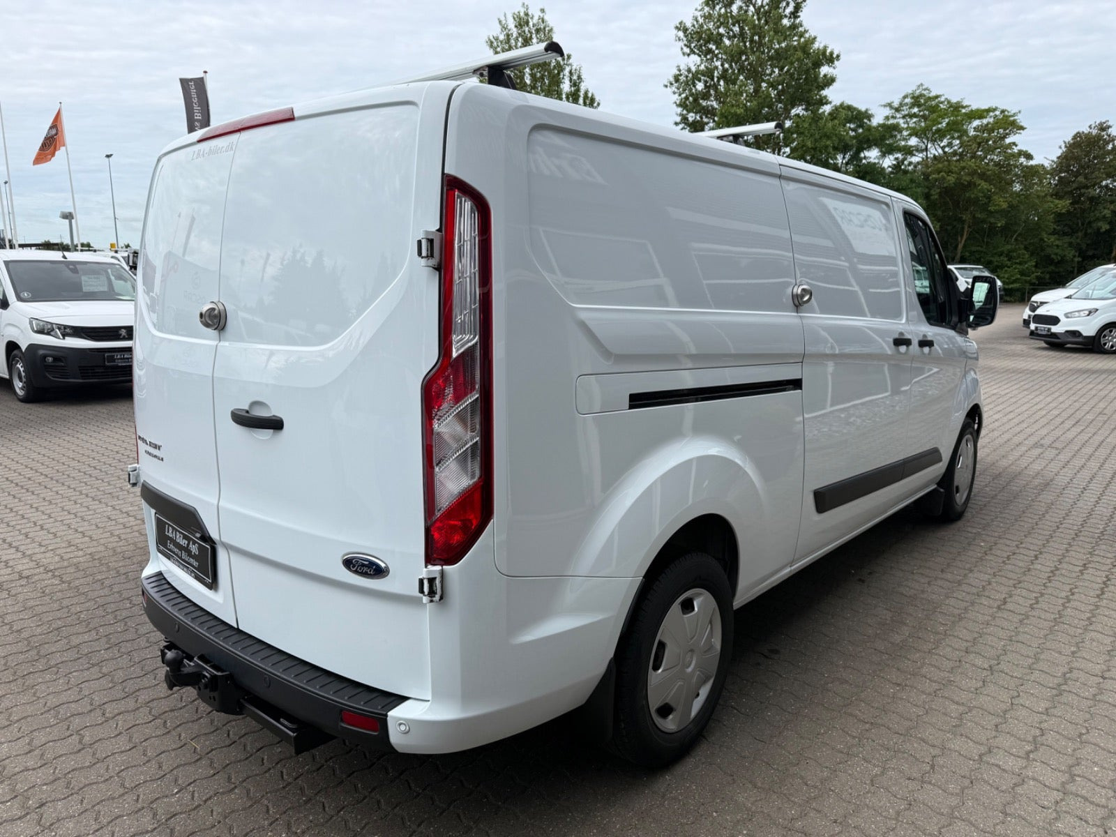 Hvid Ford Transit Custom 300 L2 fra 2022