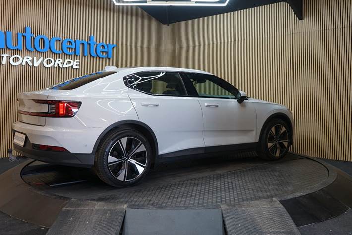 Grå Polestar 2 fra 2023