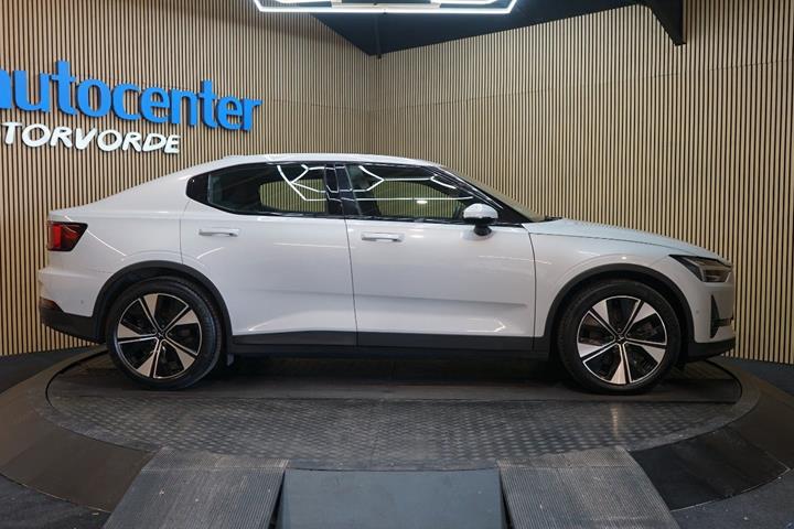 Grå Polestar 2 fra 2023