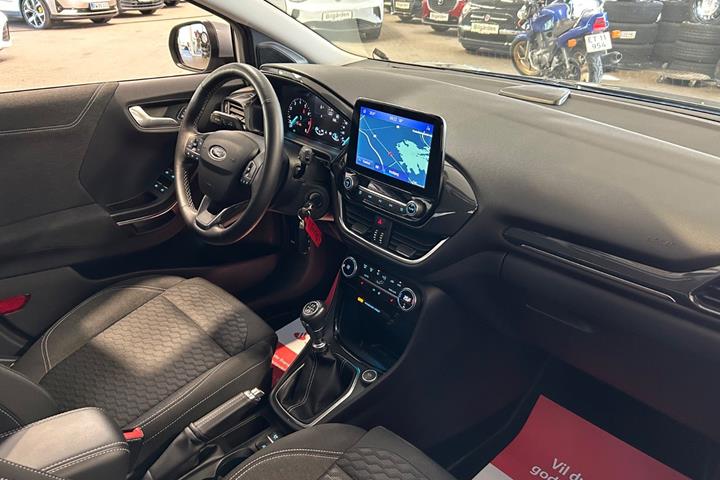 Grå Ford Puma fra 2020