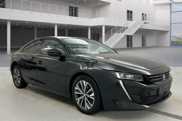 Sort Peugeot 508 fra 2022
