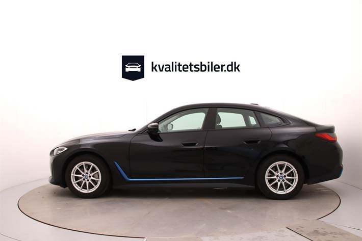 Sort BMW i4 fra 2023