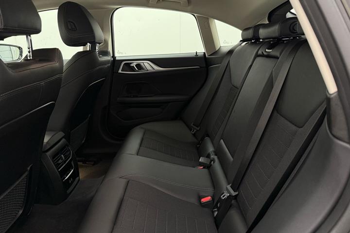 Sort BMW i4 fra 2023