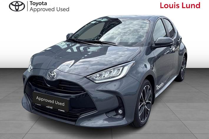 Grå Toyota Yaris fra 2026