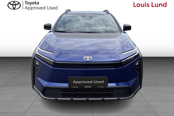 Blå Toyota bZ4X Touring fra 2026