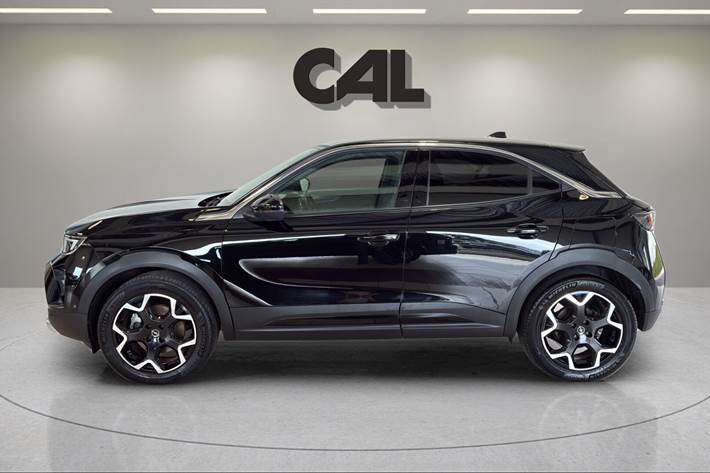 Sort Opel Mokka-e fra 2022