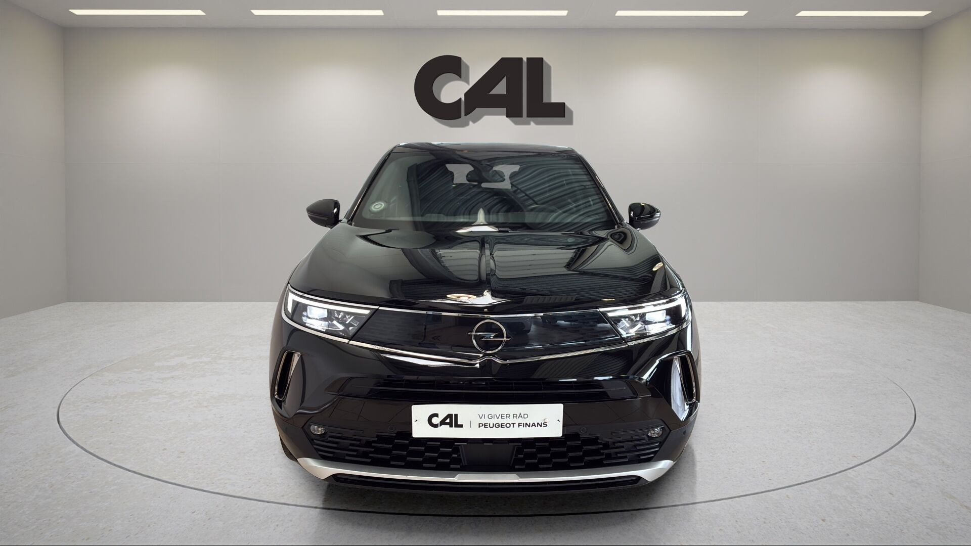 Sort Opel Mokka-e fra 2022