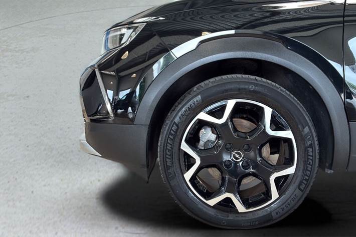 Sort Opel Mokka-e fra 2022