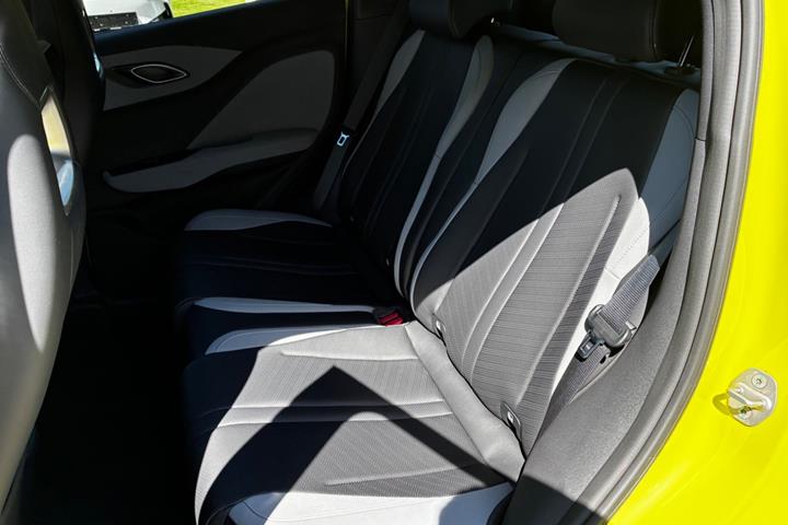 Grøn BYD Dolphin Surf fra 2025