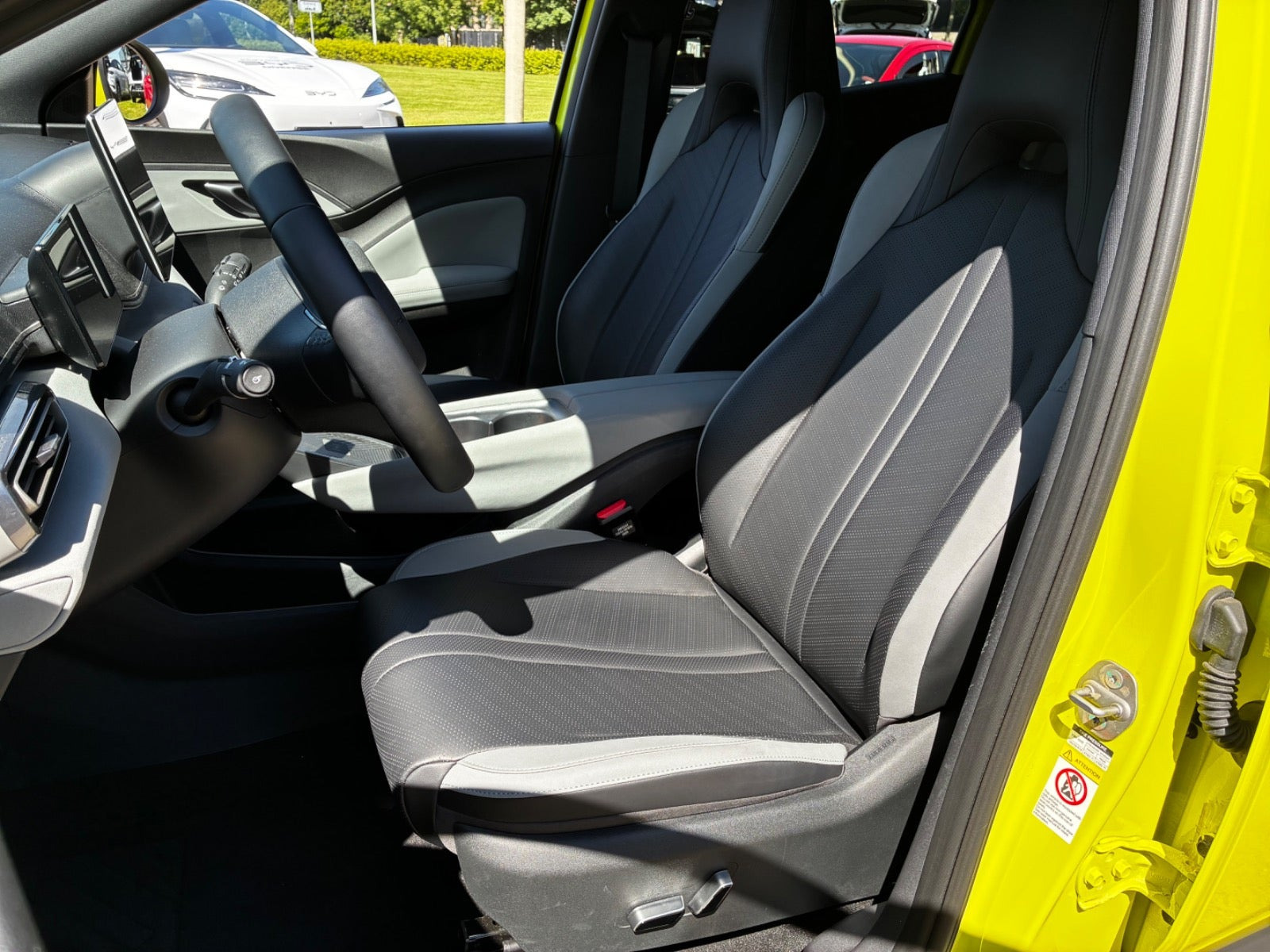 Grøn BYD Dolphin Surf fra 2025