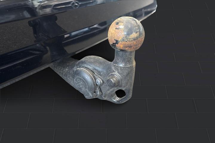 Blå Ford Capri fra 2025