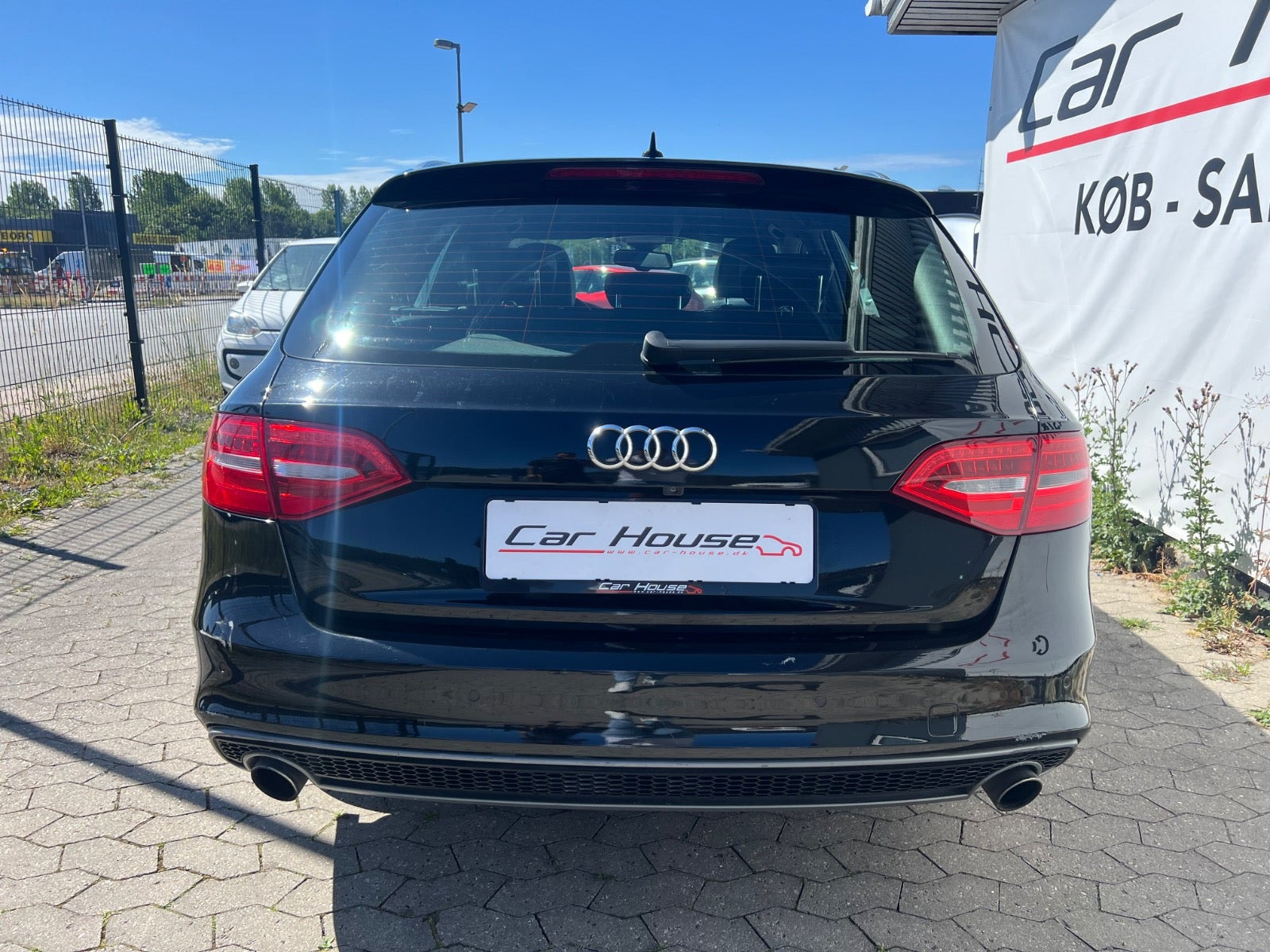 Sort Audi A4 fra 2015