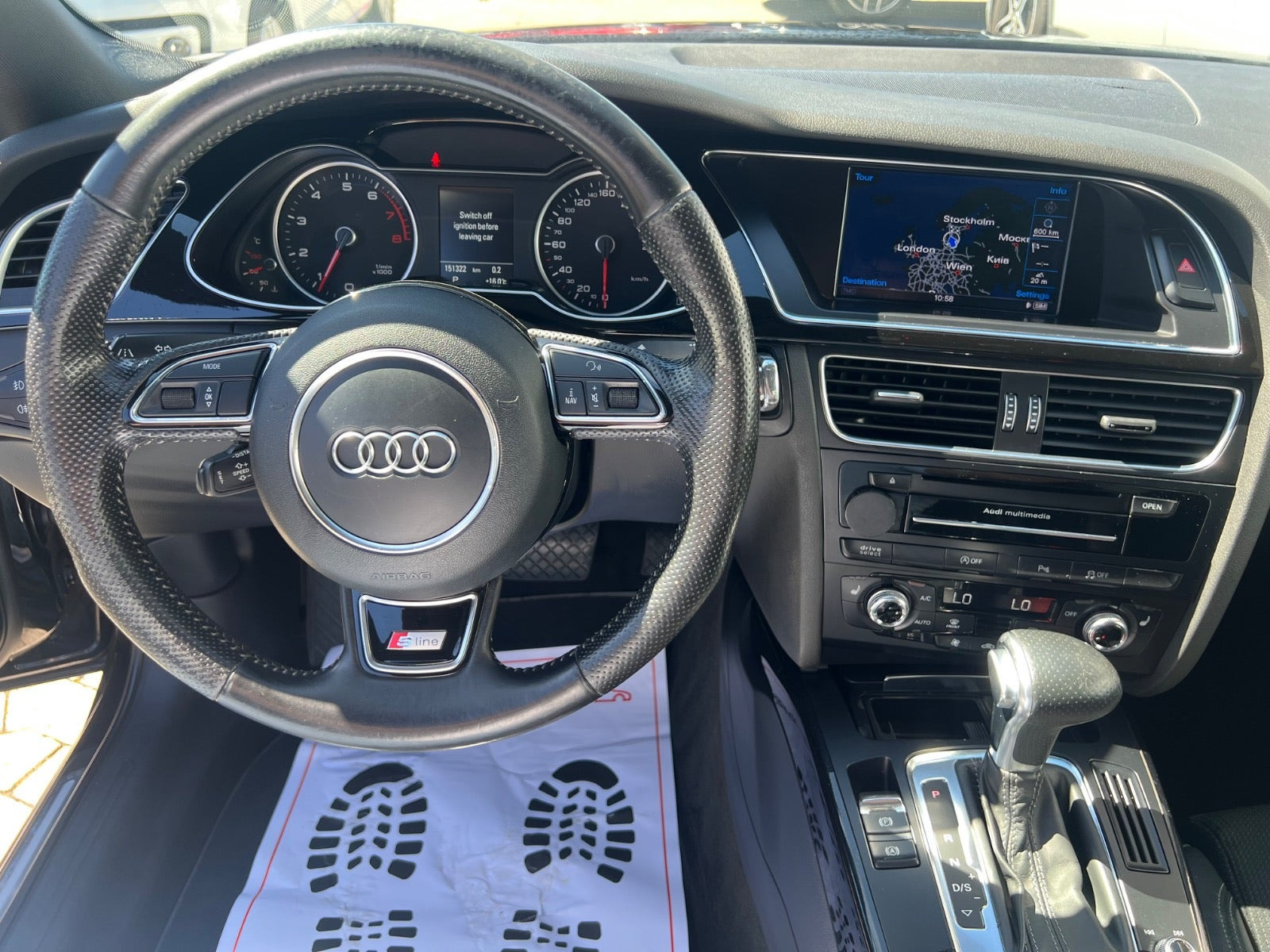 Sort Audi A4 fra 2015