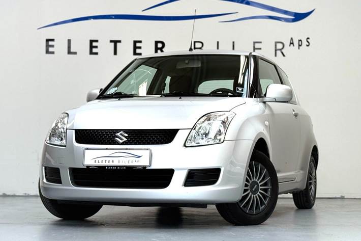 Sølv Suzuki Swift fra 2008