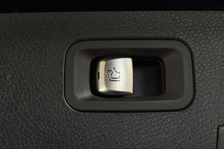 Sort Mercedes E350 d fra 2019