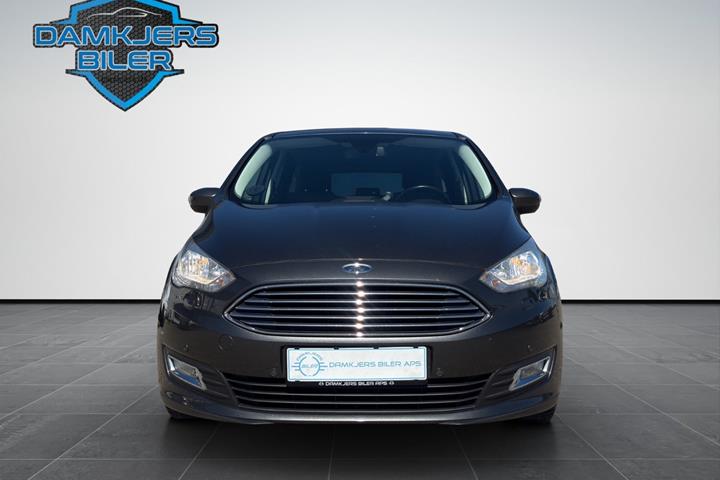 Grå Ford C-MAX fra 2017