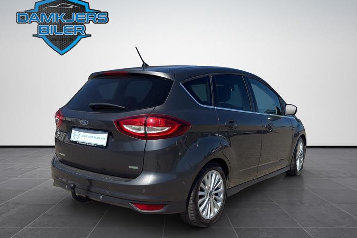 Grå Ford C-MAX fra 2017