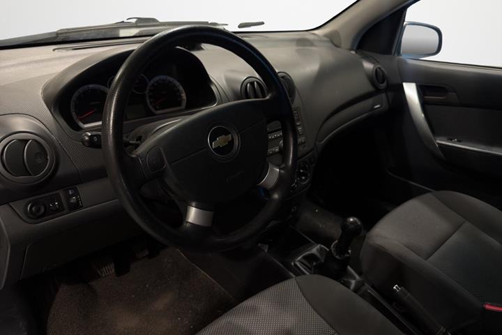 Hvid Chevrolet Aveo fra 2010