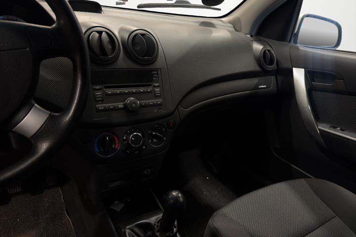 Hvid Chevrolet Aveo fra 2010