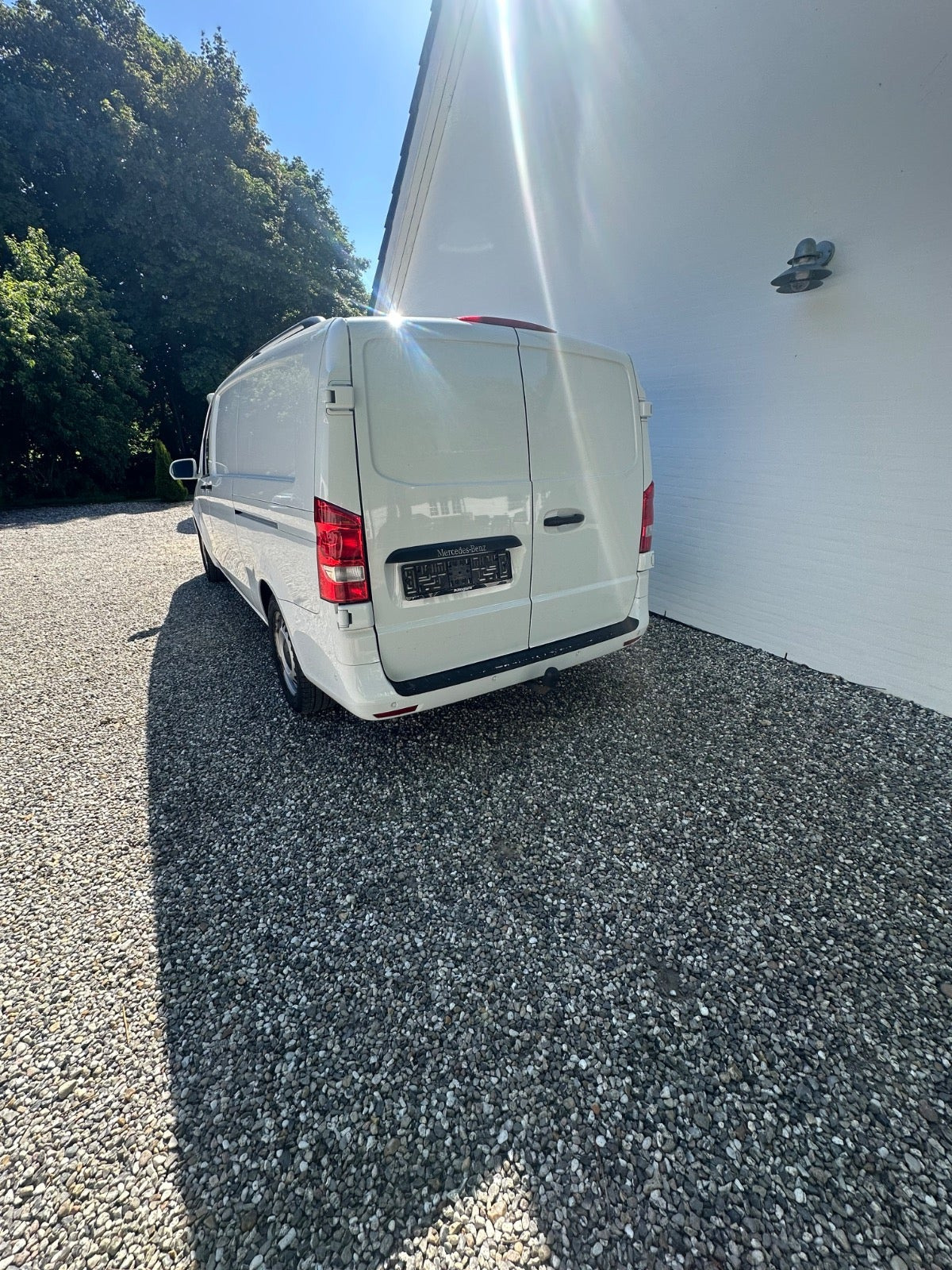 Hvid Mercedes Vito 119 fra 2020