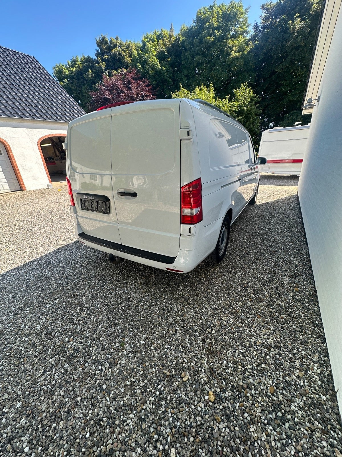 Hvid Mercedes Vito 119 fra 2020