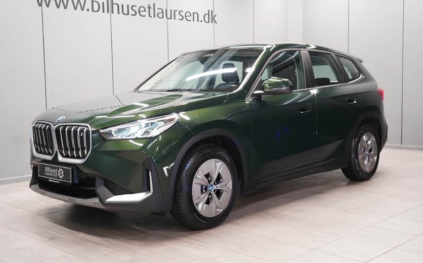 BMW iX1 xDrive30