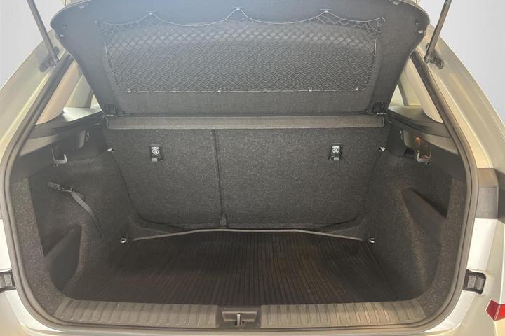 Sølv Skoda Kamiq fra 2022