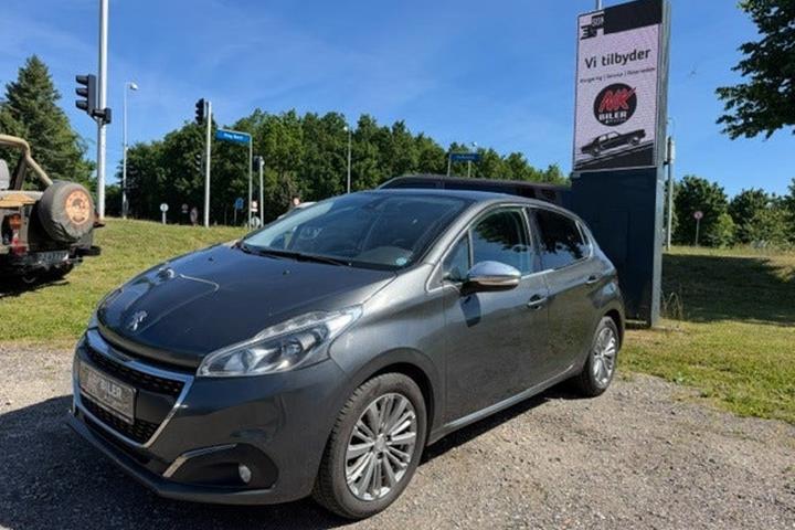 undefined Peugeot 208 fra 2016