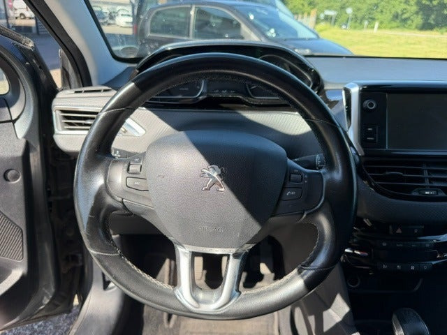 undefined Peugeot 208 fra 2016