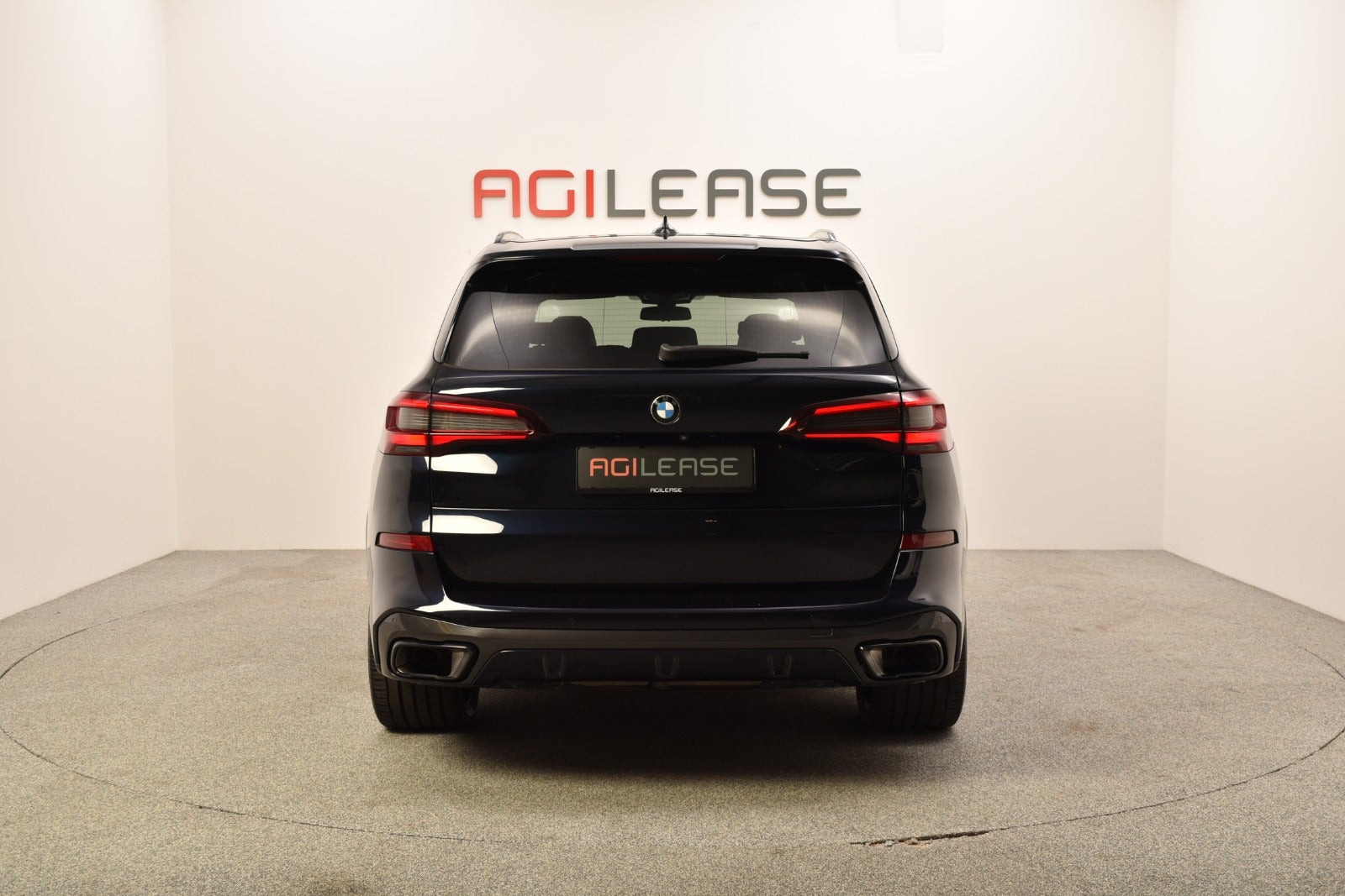 Sort BMW X5 fra 2020